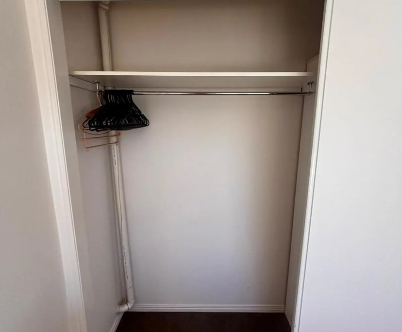 $400, Share-house, 5 bathrooms, Burleigh Waters QLD 4220