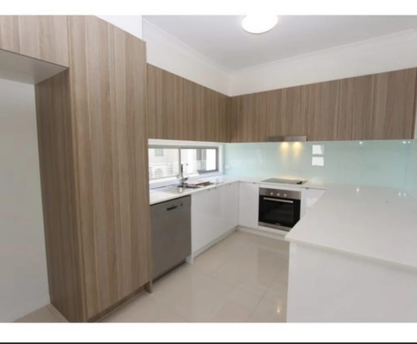 $197, Share-house, 3 bathrooms, Annerley QLD 4103