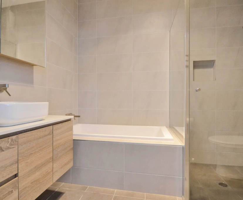 Unfurnished room in a flatshare