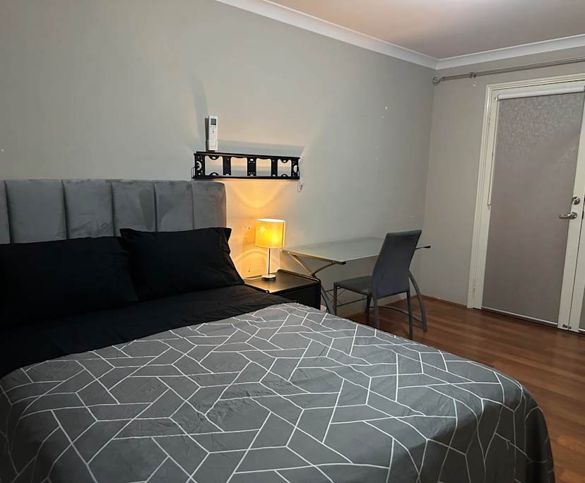 $350, Share-house, 6 bathrooms, Bentley WA 6102