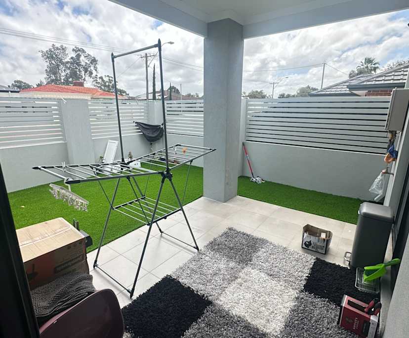 $300, Share-house, 3 bathrooms, Beckenham WA 6107