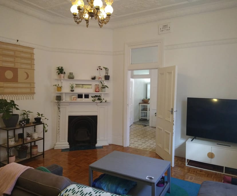 Room in a share house