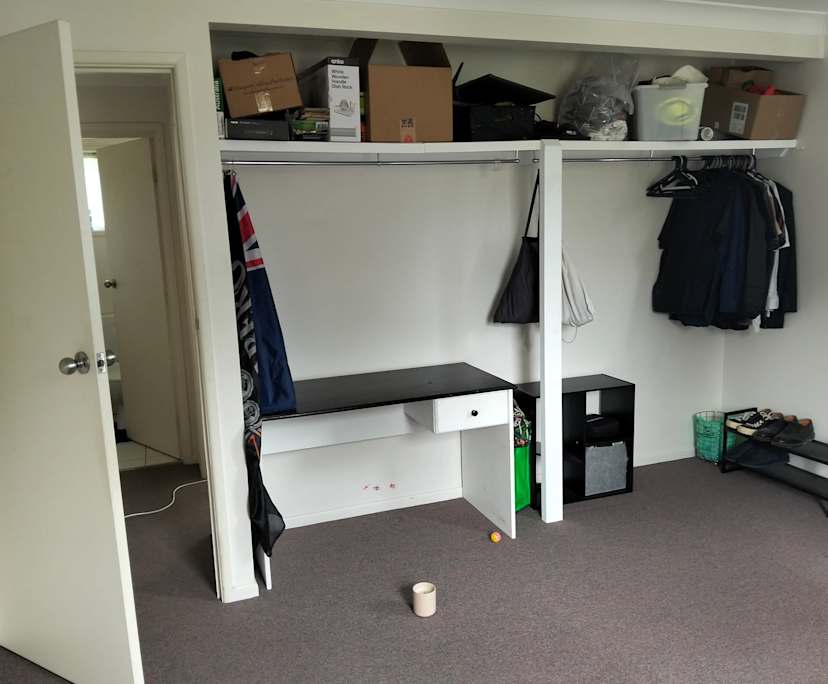 Unfurnished room in a share house