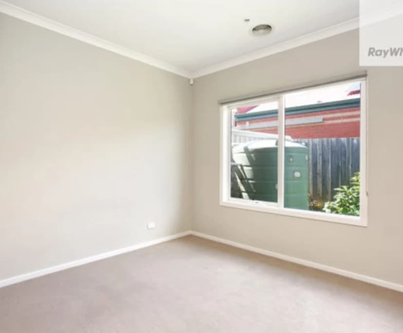 $325, Share-house, 2 bathrooms, Brunswick VIC 3056
