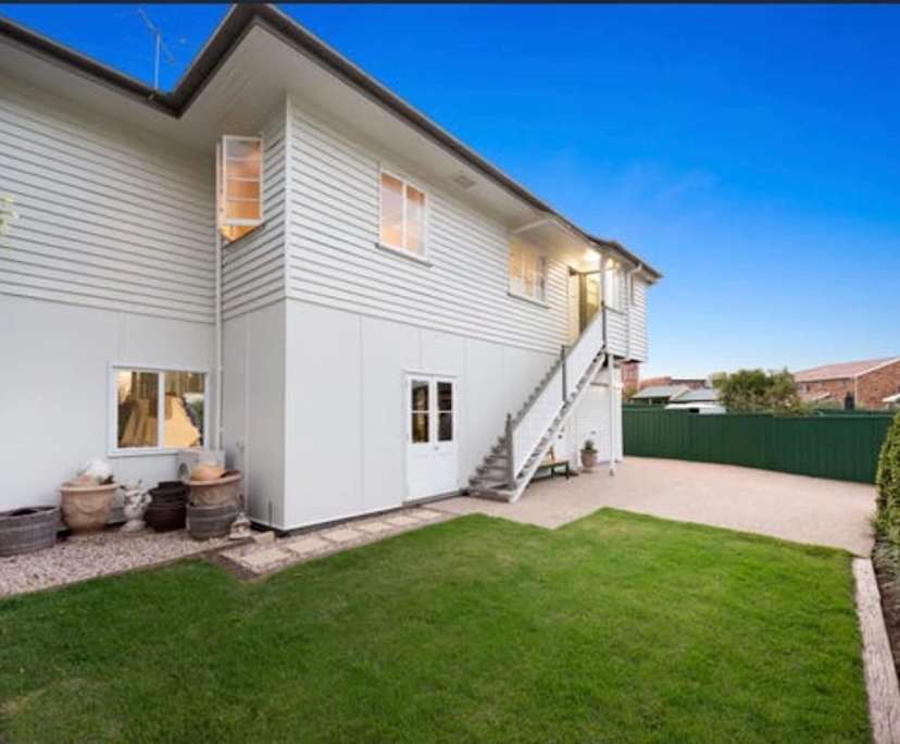 Unfurnished room with own bathroom