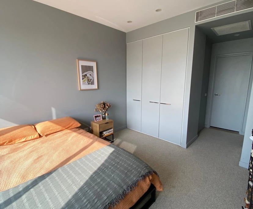 Unfurnished room with ensuite in a flatshare