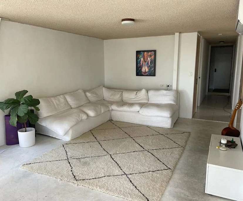 $320, Flatshare, 3 bathrooms, Burleigh Heads QLD 4220