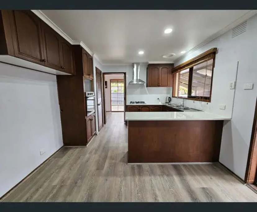 Unfurnished room in a share house