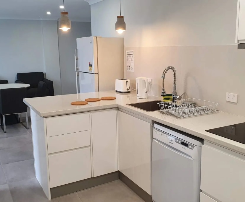 $250, Share-house, 3 bathrooms, Albion Park NSW 2527