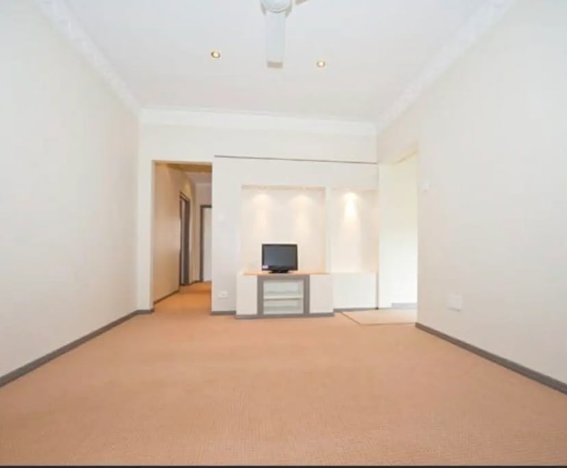 $210, Share-house, 3 bathrooms, Stafford QLD 4053