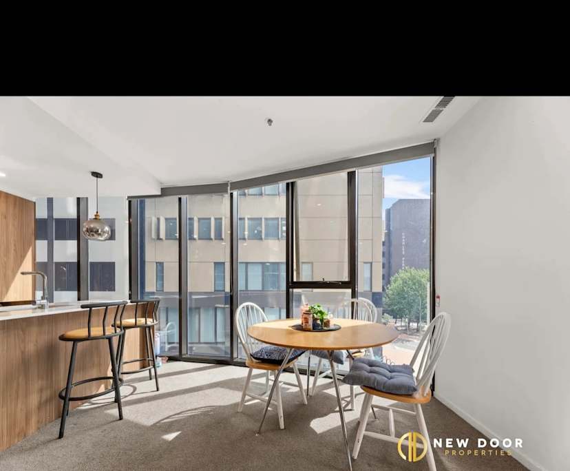 Unfurnished room with ensuite in a flatshare