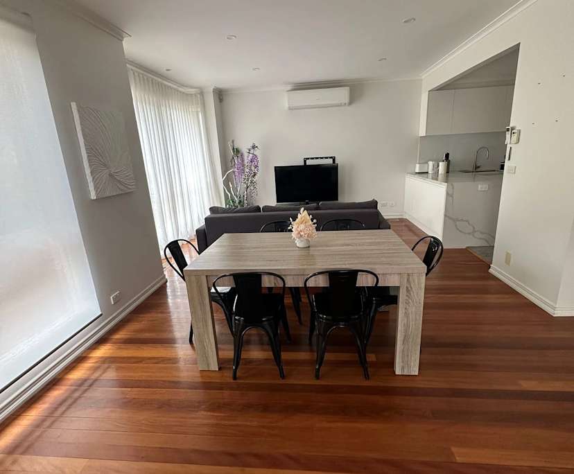 $300, Share-house, 4 bathrooms, Camberwell VIC 3124