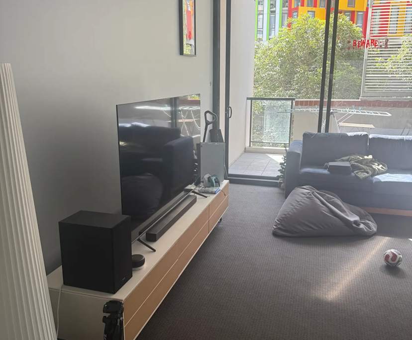 Room with ensuite in a flatshare