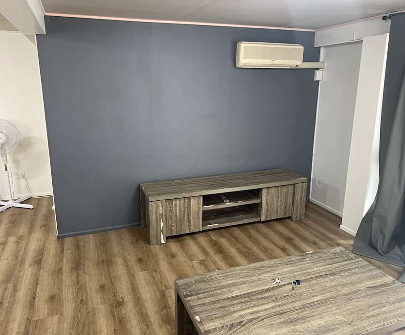 $400, Share-house, 4 bathrooms, Holland Park QLD 4121