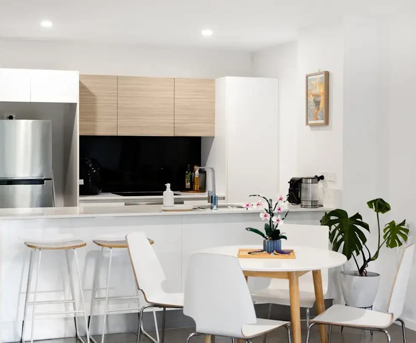 $400, Flatshare, 2 bathrooms, Bundall QLD 4217