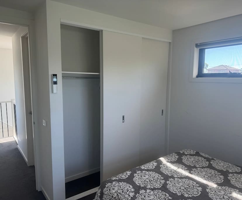 $300, Share-house, 3 bathrooms, Narre Warren VIC 3805