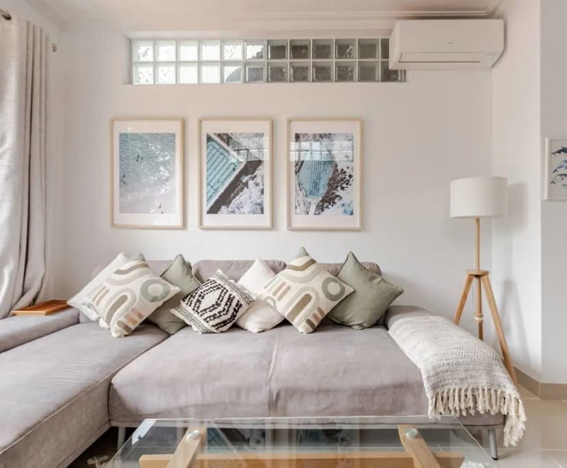 Whole property with 2 rooms for rent