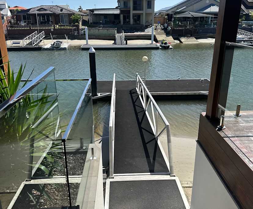 $400, Share-house, 3 bathrooms, Paradise Point QLD 4216