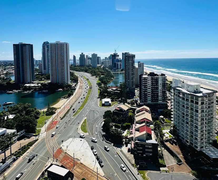 Furnished room in a flatshare