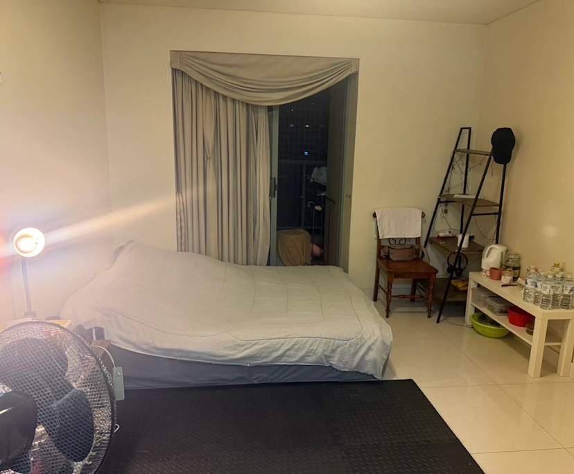 Furnished room with own bathroom