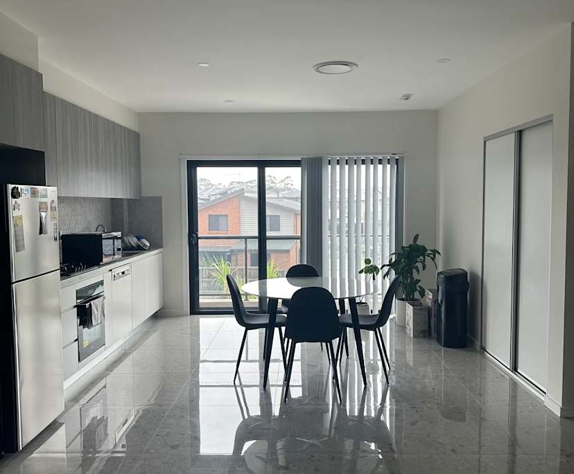 $320, Flatshare, 2 bathrooms, Bonnyrigg NSW 2177