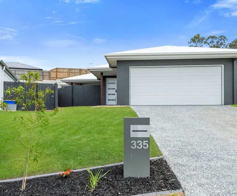 $315, Share-house, 3 bathrooms, Holmview QLD 4207