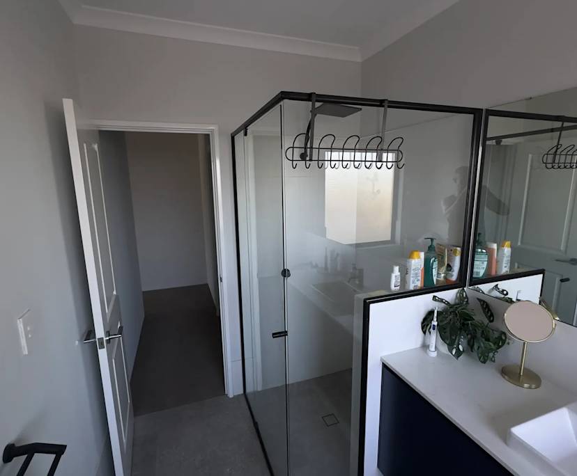 $360, Share-house, 5 bathrooms, Attadale WA 6156