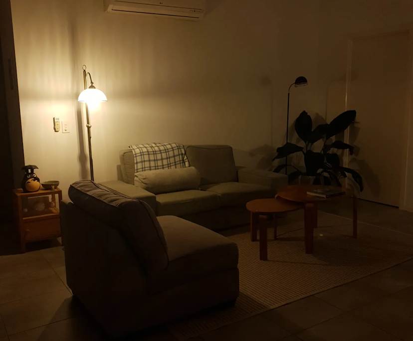 Unfurnished room with ensuite in a flatshare