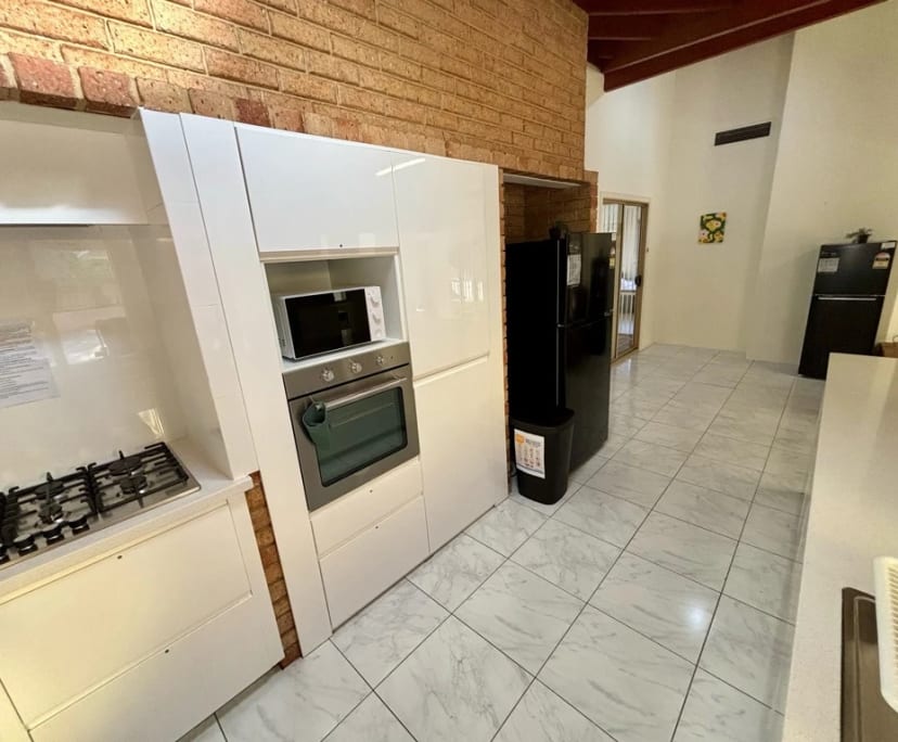 $395, Share-house, 6 bathrooms, Booragoon WA 6154