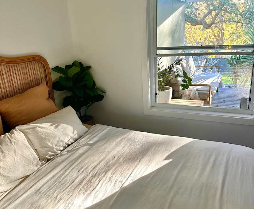Room in a share house