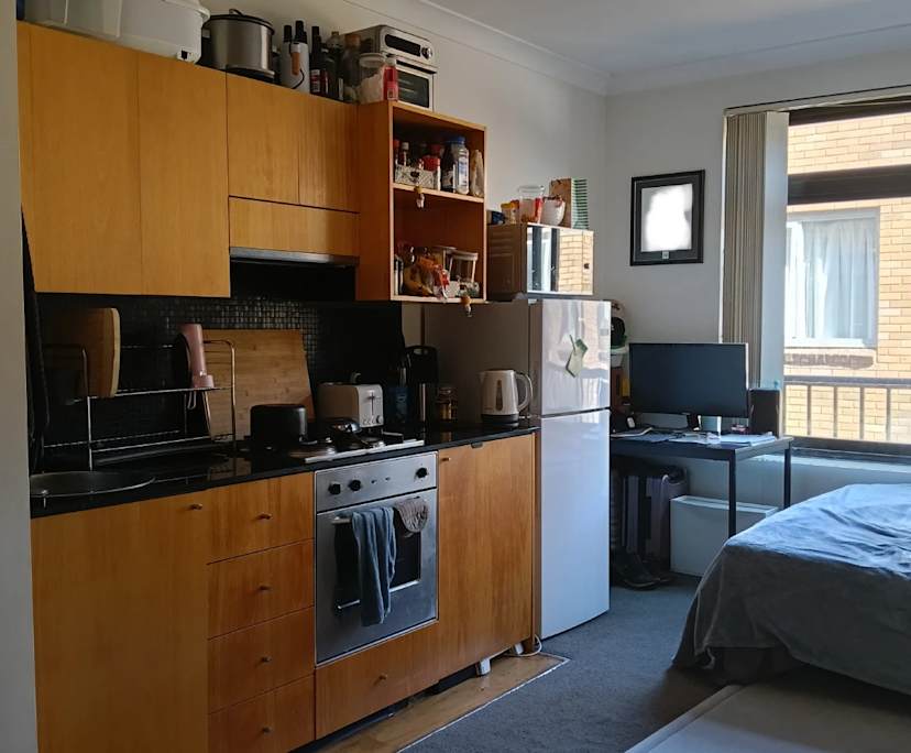 Furnished room studio flat for rent