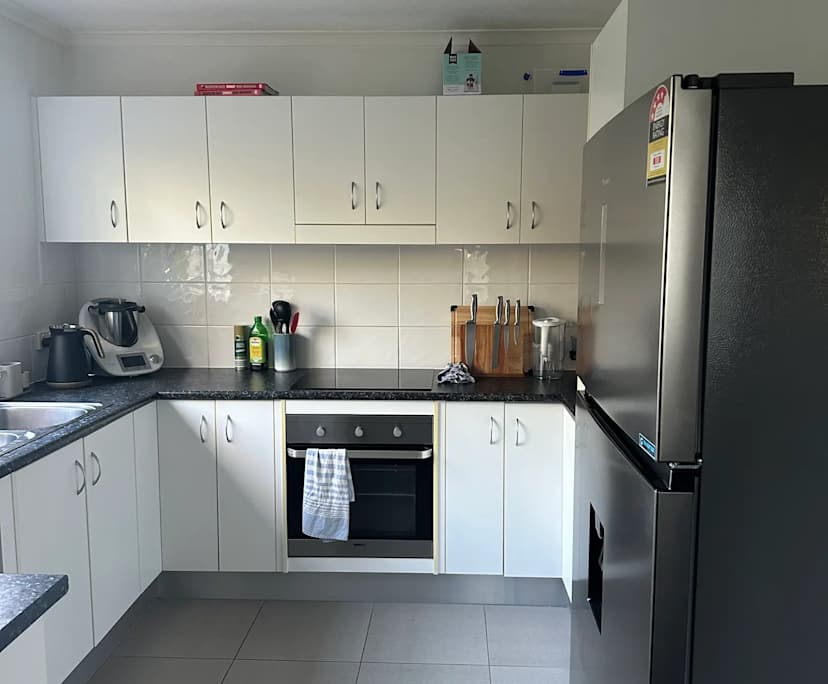 Unfurnished room in a flatshare