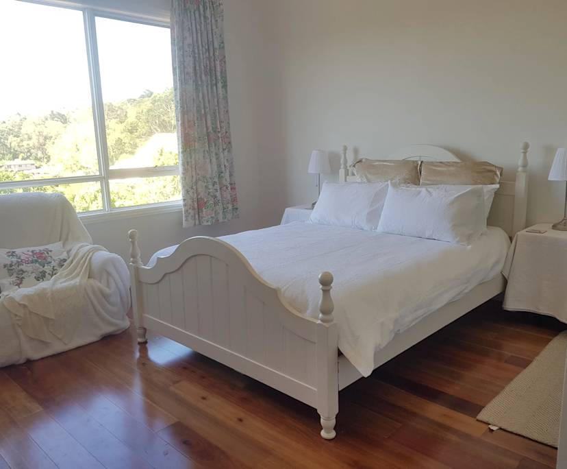 Furnished room with own bathroom