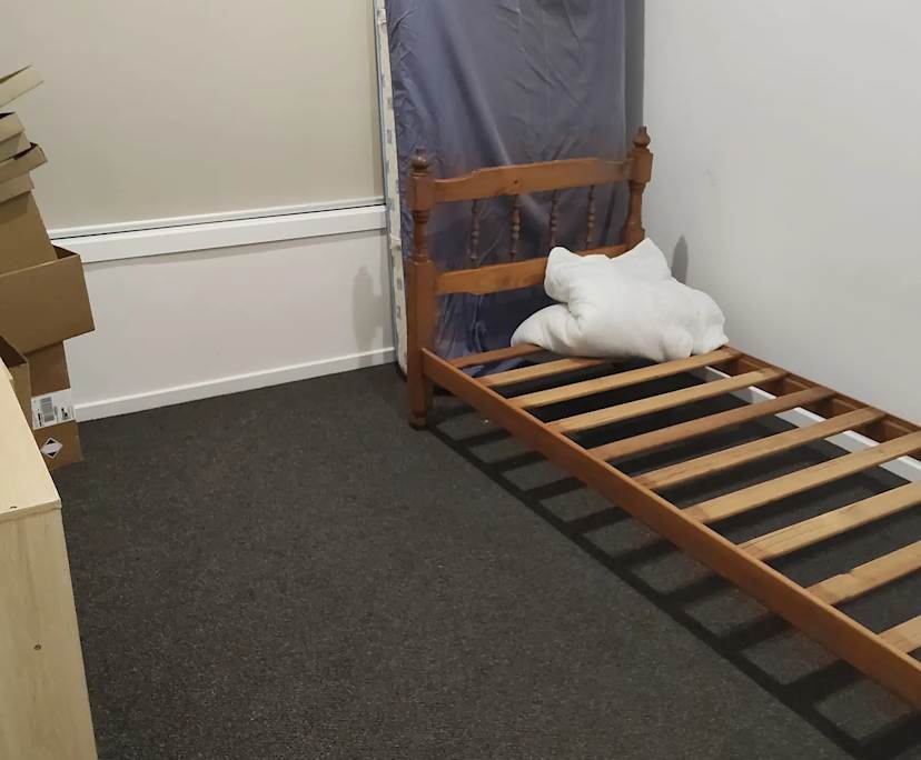 Whole property with 3 rooms for rent