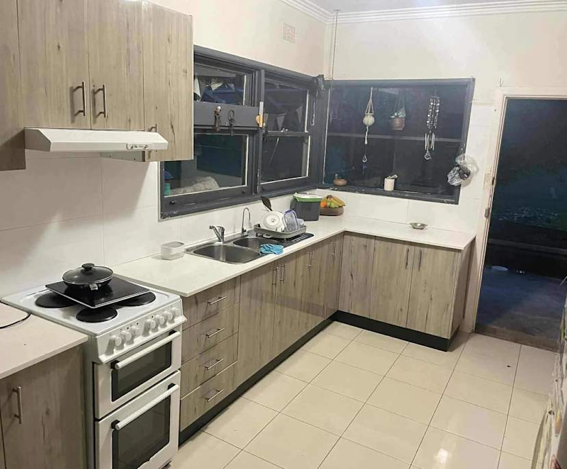 Furnished room in a share house