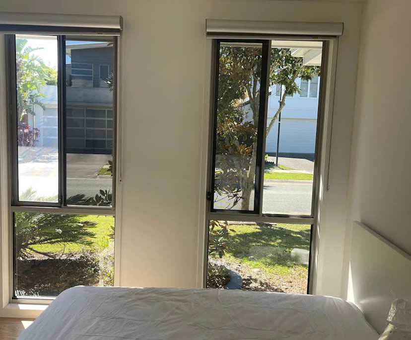 $325, Share-house, 4 bathrooms, Hope Island QLD 4212