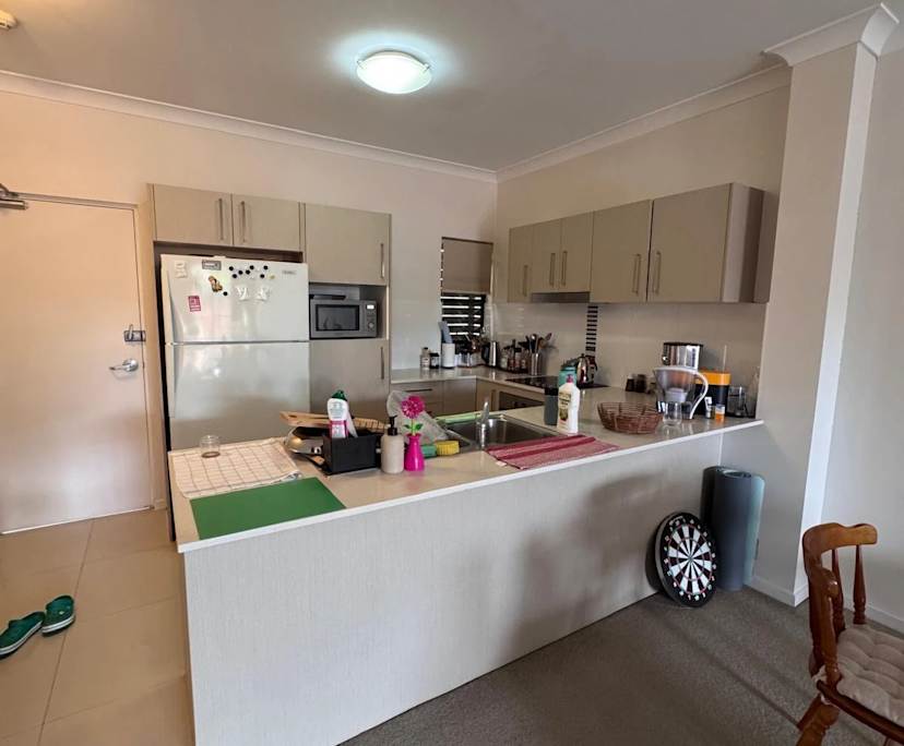 $350, Flatshare, 2 bathrooms, East Brisbane QLD 4169