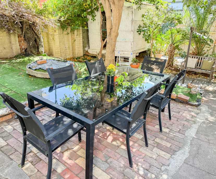 $350, Share-house, 6 bathrooms, Elwood VIC 3184