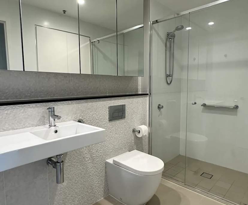 $430, Flatshare, 2 bathrooms, Newstead QLD 4006