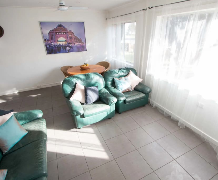 $1,000, Whole-property, 3 bathrooms, St Kilda VIC 3182