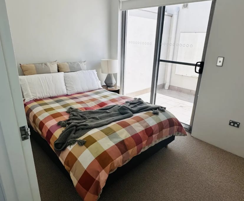 Furnished room in a flatshare