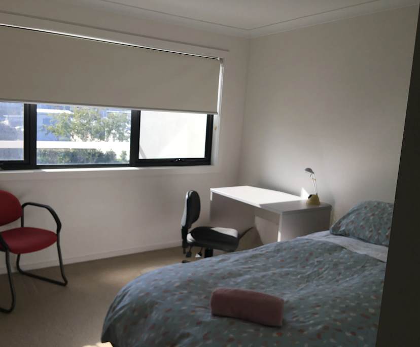 $245, Student-accommodation, 3 bathrooms, Harrison ACT 2914
