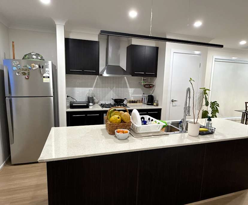 $225, Share-house, 3 bathrooms, Deer Park VIC 3023