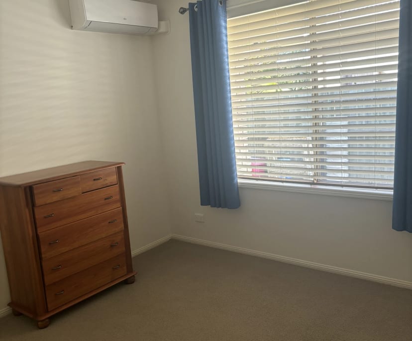 $300, Share-house, 4 bathrooms, Pelican Waters QLD 4551