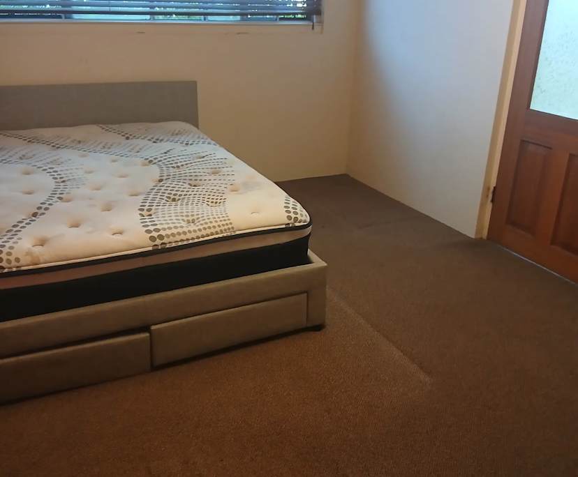 Room with ensuite in a share house