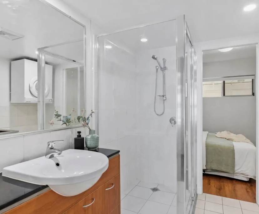 Unfurnished room in a flatshare