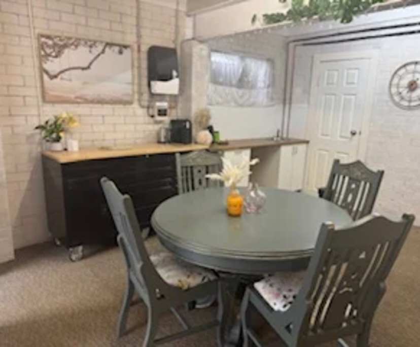 $375, Student-accommodation, 1 bathroom, Macquarie Hills NSW 2285