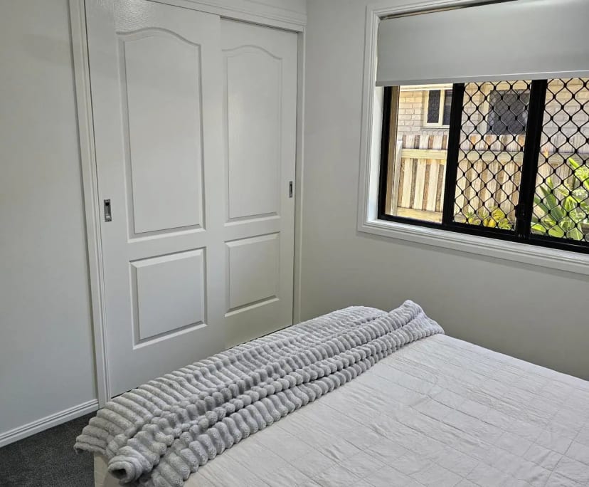 $300, Share-house, 4 bathrooms, Norman Gardens QLD 4701