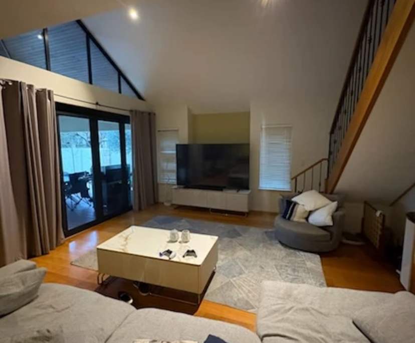 $350, Share-house, 3 bathrooms, Stirling WA 6021