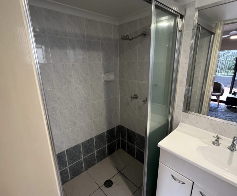 $465, Flatshare, 2 bathrooms, West End QLD 4101
